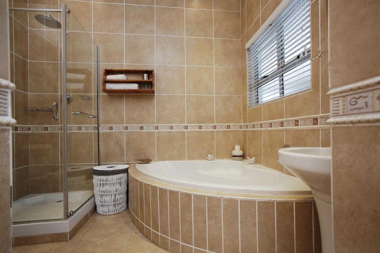 Ocean Hideaway Bed And Breakfast Amanzimtoti Eksteriør billede