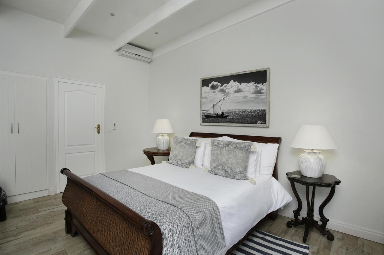 Ocean Hideaway Bed And Breakfast Amanzimtoti Eksteriør billede
